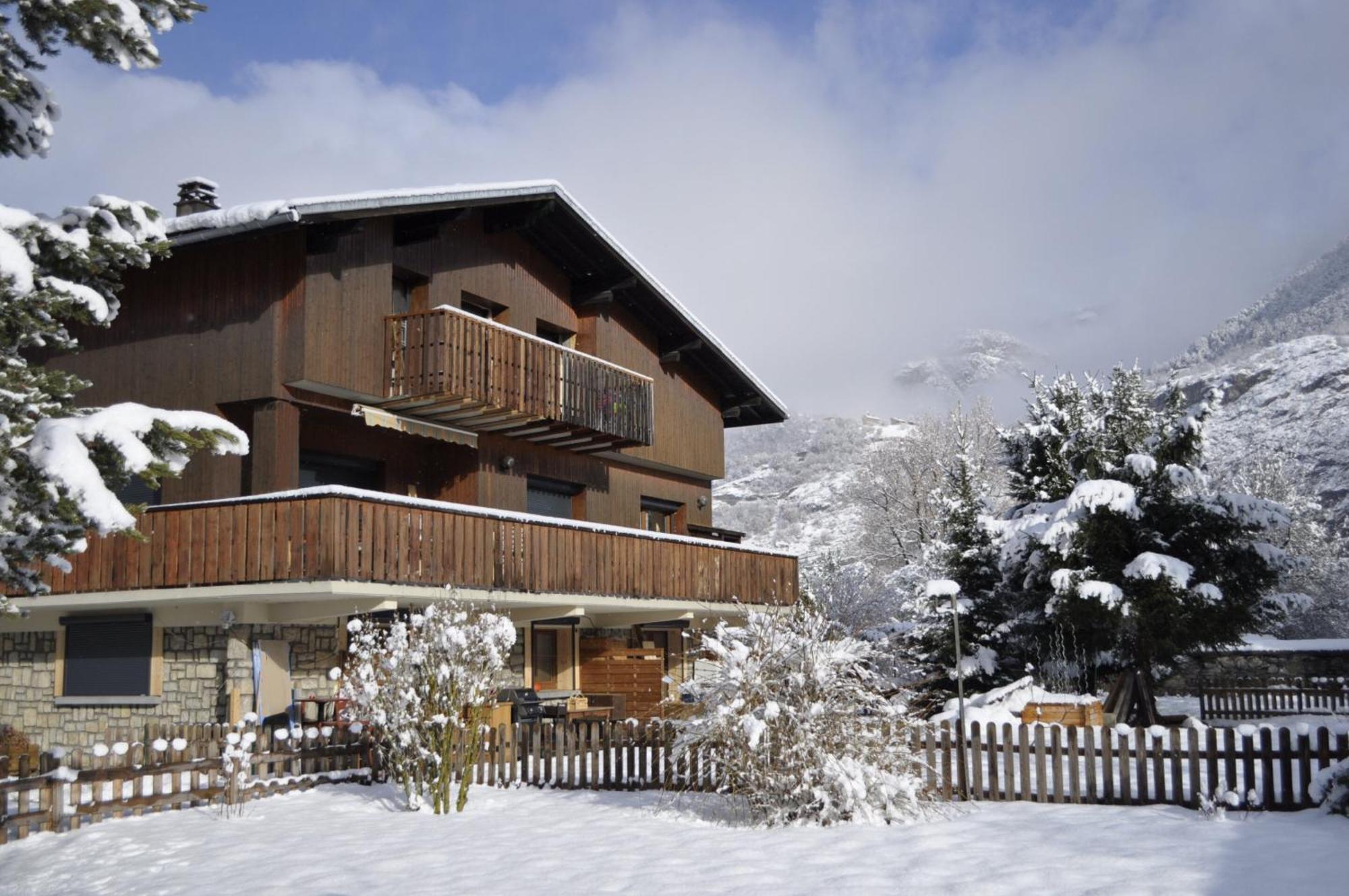 Chalet La Cachette Cyclists & Skiers Le Bourg-d'Oisans Exterior photo